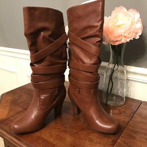 Steven Madden tan pinup boots